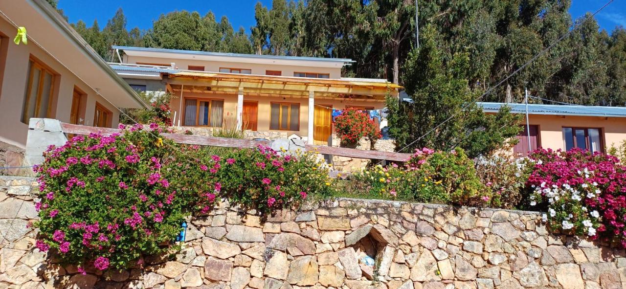 Hostal Tawri Isla del Sol Luaran gambar